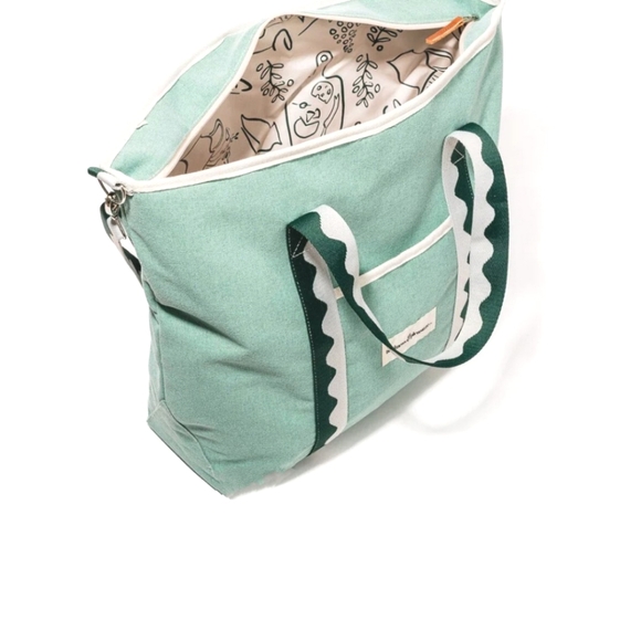 Brand New Insulated Cooler Tote - Picture 3 of 3